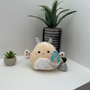 Berit the squishmallows 5"